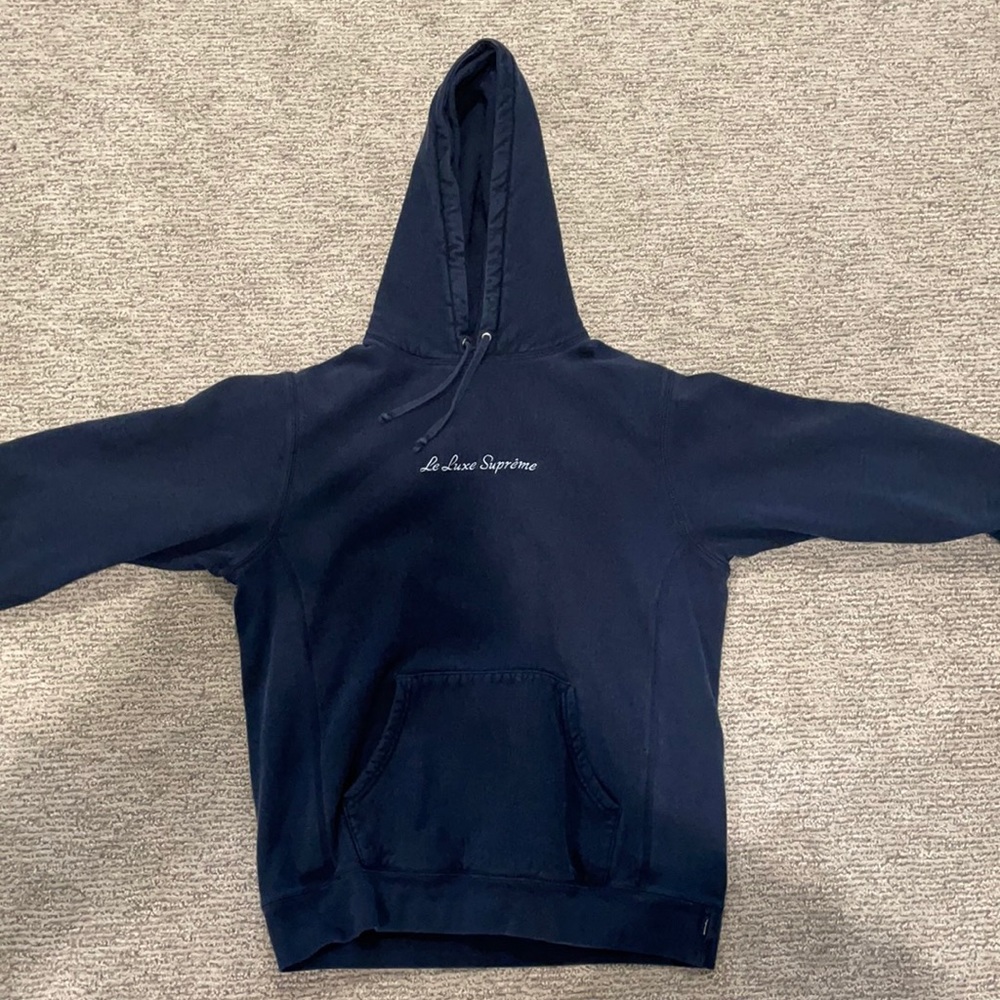Supreme Hoodie “Le Luce Supreme” Men’s Large.
